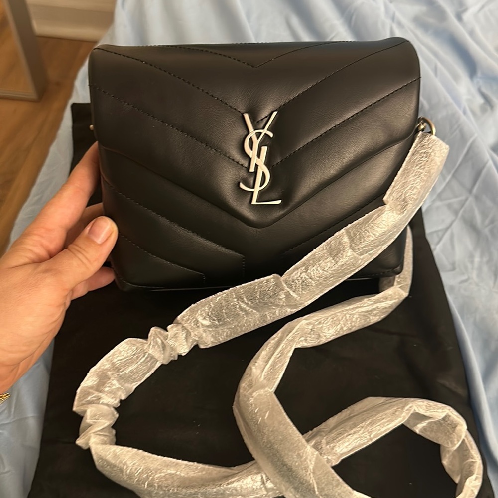 Saint Laurent loulou toy black crossbody bag leather shw